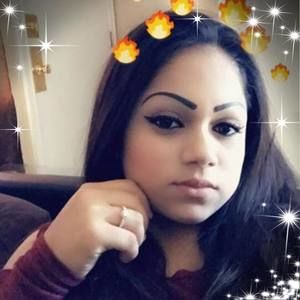 Meet your Posher, Isabel